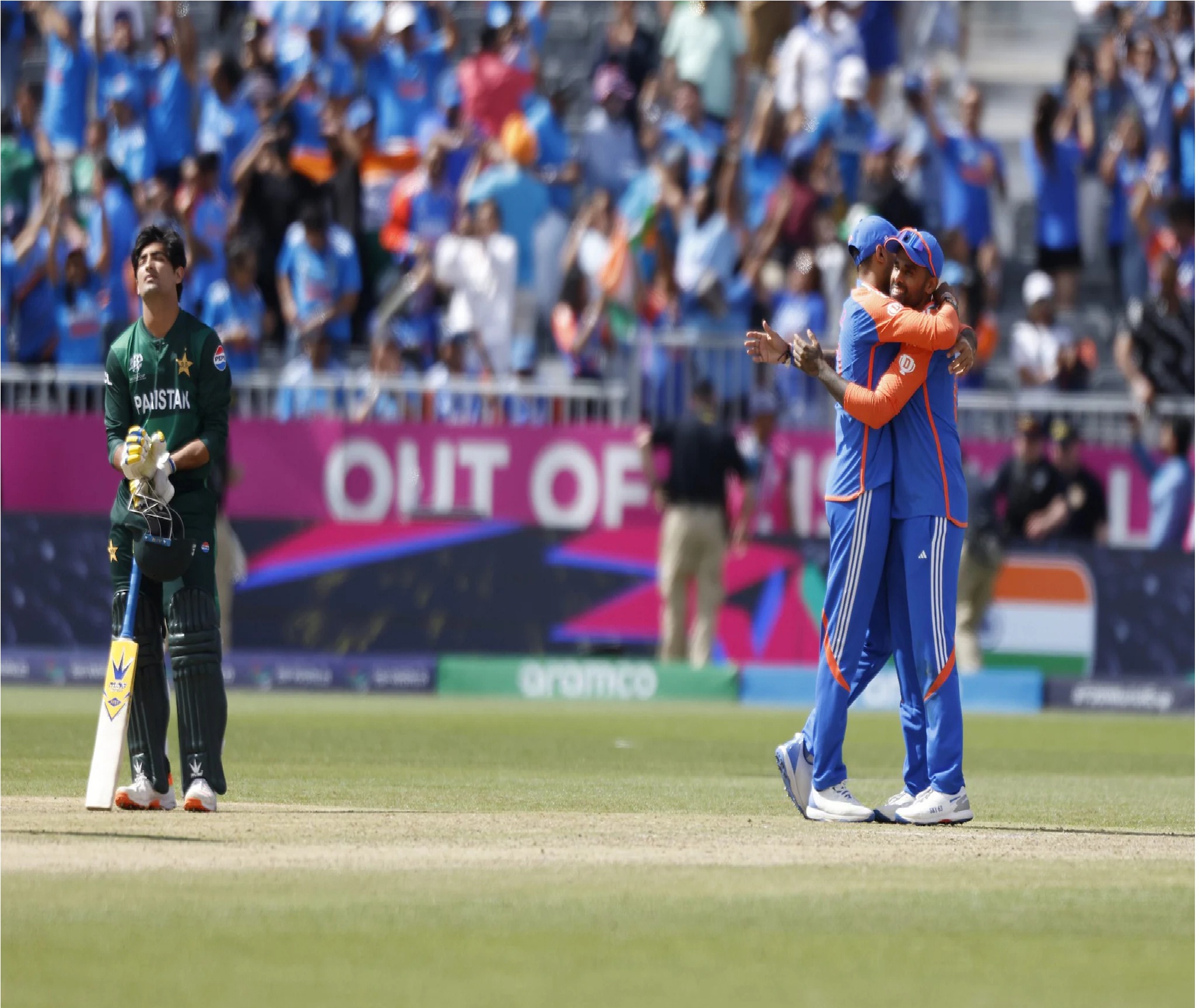 Pakistan हारा तो मैदान पर ही रोने लगा 21 साल का खिलाड़ी, भारतीय टीम ने ढाढ़स बंधाया